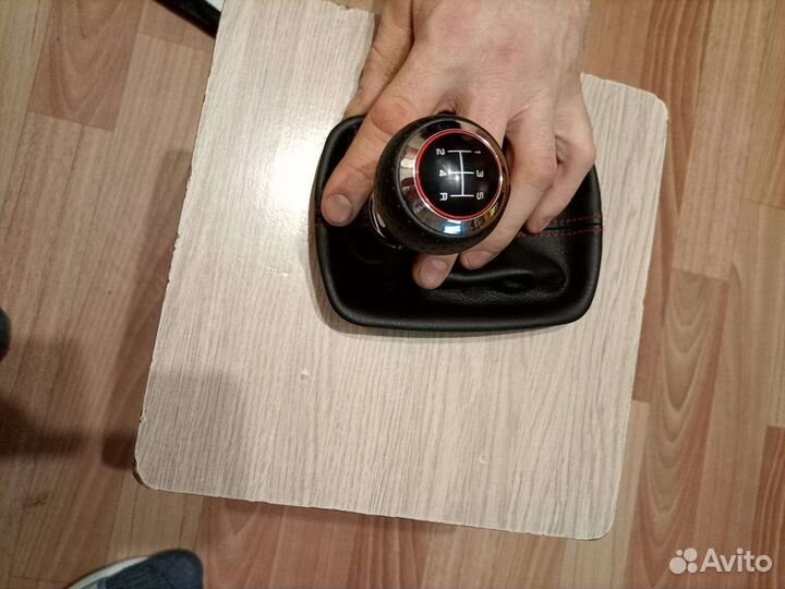 Чехол с ручкой кпп