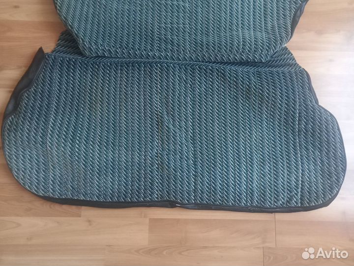 Автомобильные чехлы зад. сидения ваз 2104