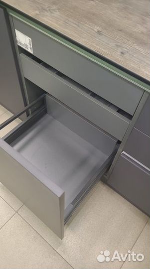 Кухня Нi-Тech в наличии в П-Камчатском