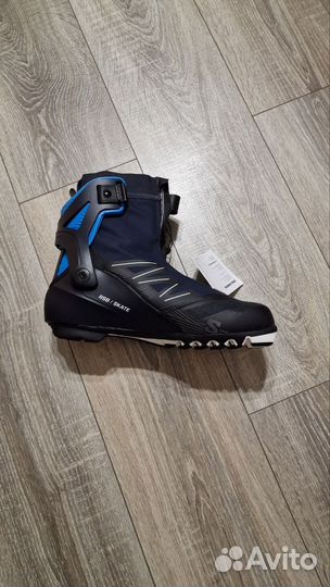 Лыжные ботинки Новые Salomon RS8/Skate