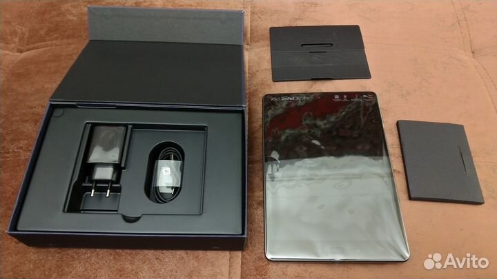 Asus ZenPad 3S 10 LTE (Z500KL)