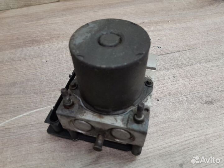 Блок ABS (насос) Citroen C4 I (2004—2014)