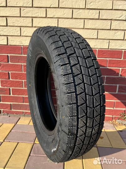 Aplus A506 195/75 R16C 107Q