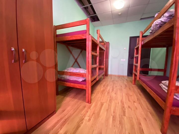 Комната 25 м² в > 9-к., 5/5 эт.