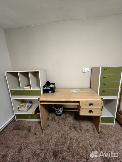 Стол письменный