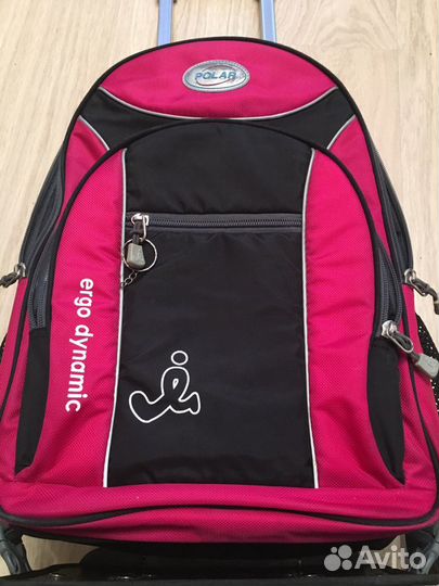 Рюкзак на колесиках