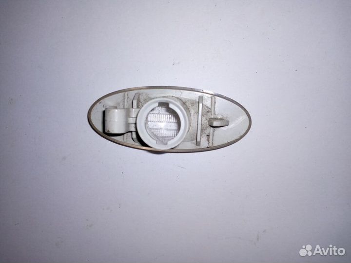 Повторитель поворота Almera G15