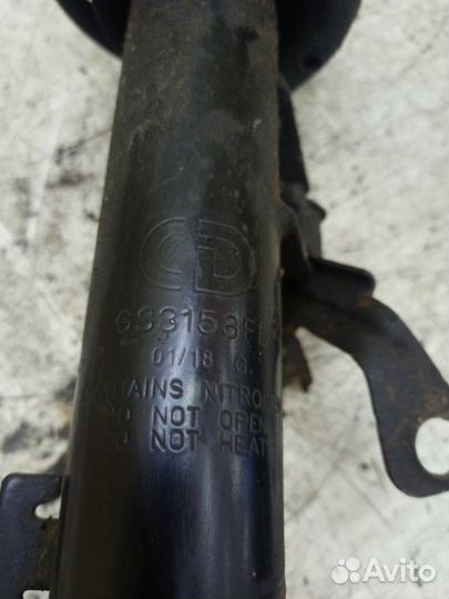 Стойка подвески передняя левая Bmw 1 Series