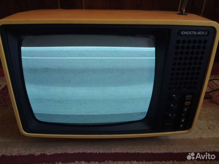 Телевизор Юность 406Д
