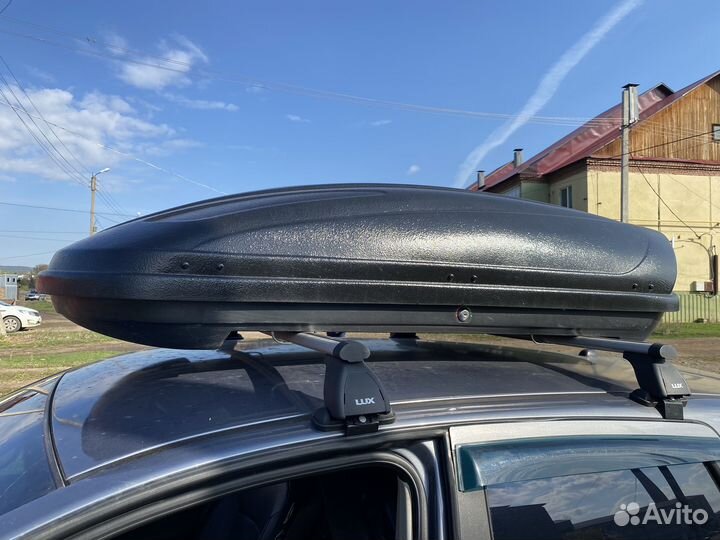 Автобокс на крышу автомобиля