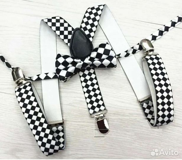 Бабочка и подтяжки