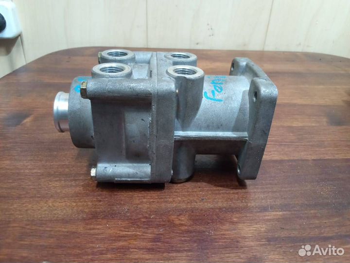 Главный тормозной кран Baw Fenix