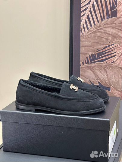 Лоферы с мехом Chanel замша чёрные