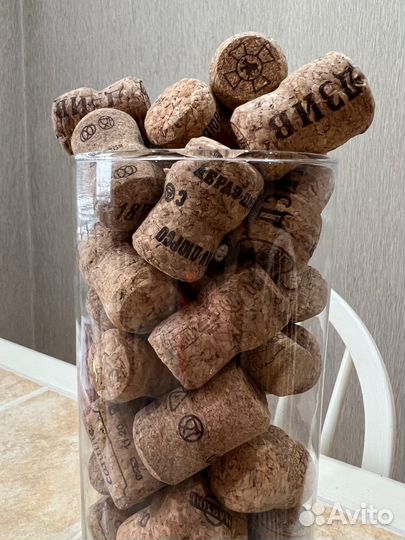 Пробки от вина и шампанского