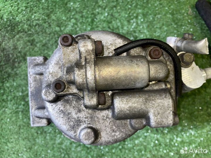 Компрессор кондиционера 5A-FE Toyota Carina AT170