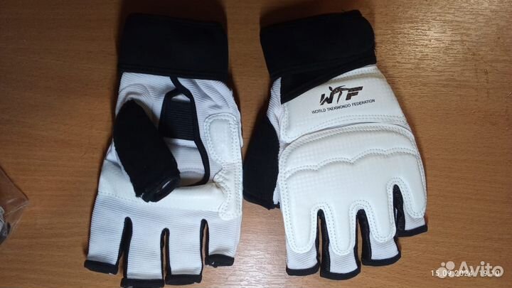 Перчатки для каратэ