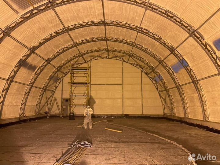 Напыление пенополиуретан утепление домов \ ангаров