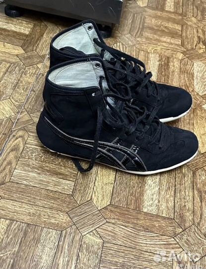 Борцовки asics tiger