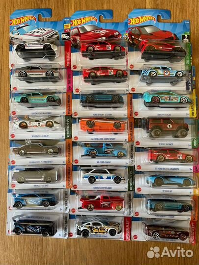 Hot wheels машинки