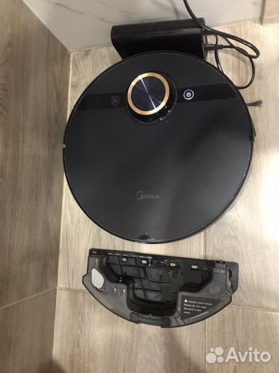 Робот пылесос