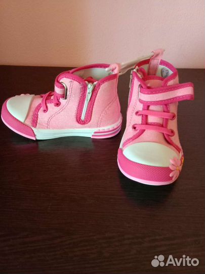Кеды для девочки новые