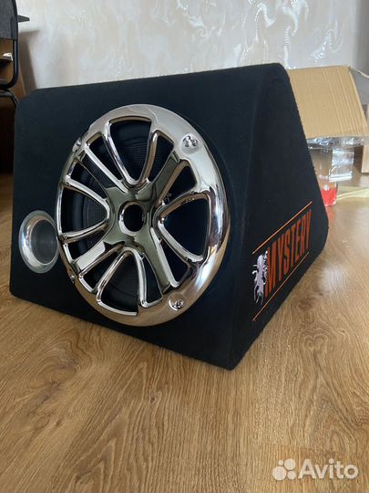 Активный сабвуфер Mystery MBV-301