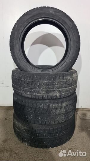 Bridgestone Blizzak VRX 215/55 R18