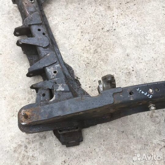 Балка подмоторная Рено Сценик