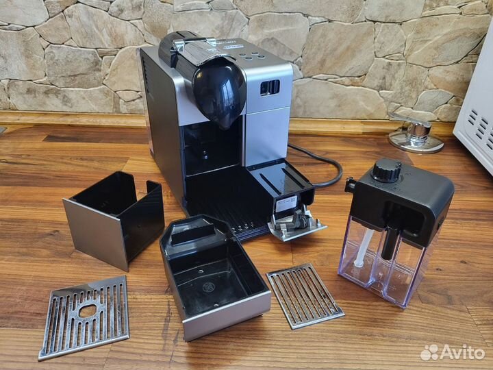 Капсульная кофемашина delonghi nespresso EN520