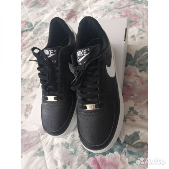 Новые кроссовки nike 40/40,5