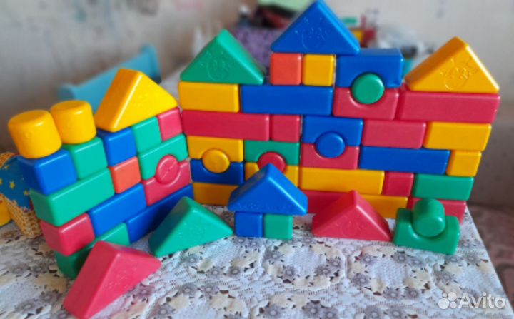Детские игрушки кубики