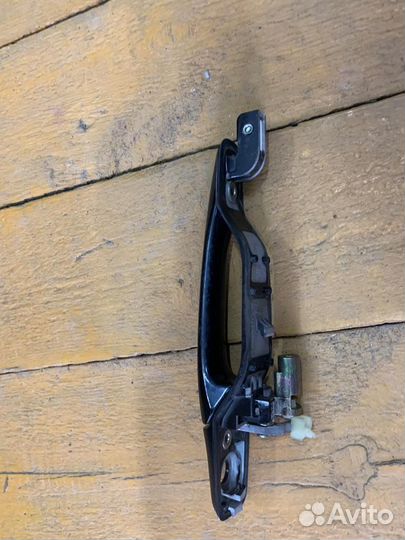 Передняя правая ручка Mitsubishi lancer 9