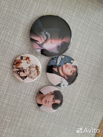 Значки и наклейки k-pop и геншин