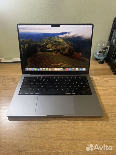 Macbook pro 14 m1 16 512