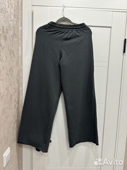 Костюм спортивный