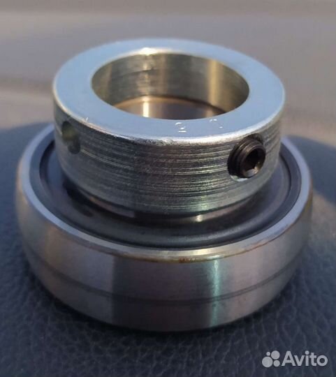 Подшипник 205