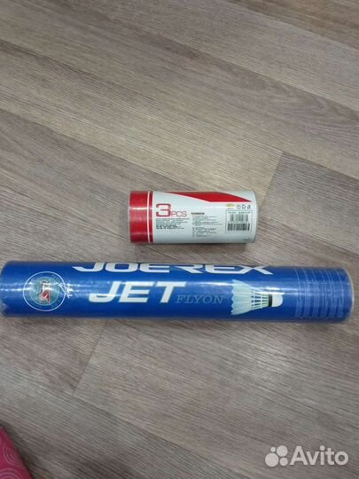 Воланы (воланчики) перьевые 12 штук, пластиковые