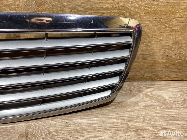 Решетка радиатора Mercedes Benz W211 дорест 130395