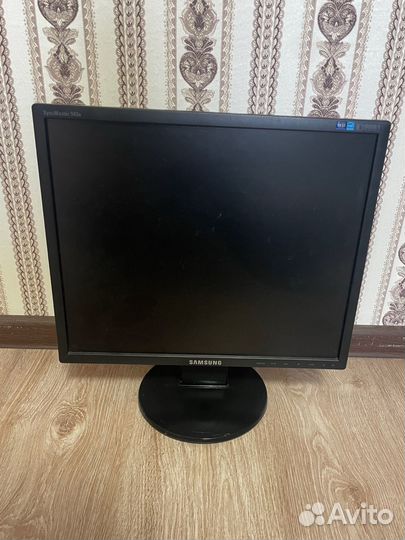 Монитор Samsung syncmaster 943n