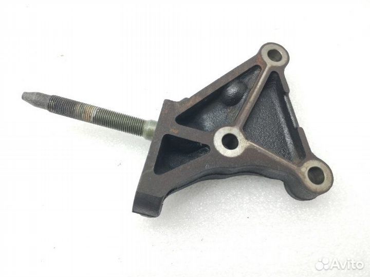 Кронштейн двигателя Honda Stepwgn RG1 2.0 K20 2007