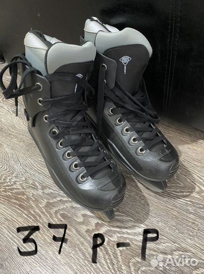 Коньки 39 и 37 размеров