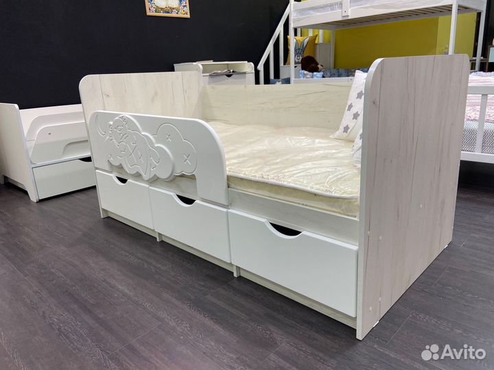 Детская кровать с Ящиками