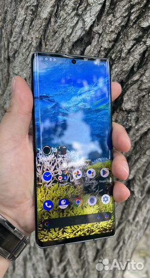 Sharp Aquos R6