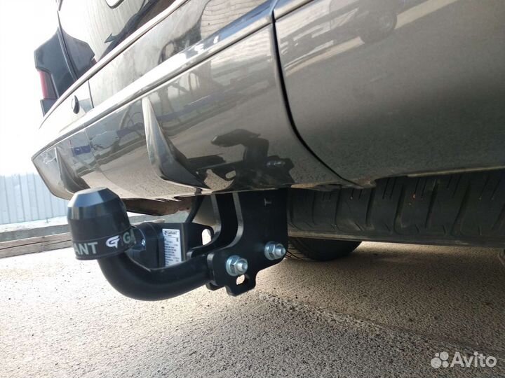 Фаркоп на Тойота Ленд Крузер 200, Лексус 570