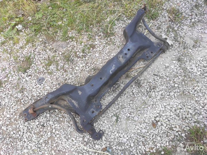 Подрамник передний Fiat Albea