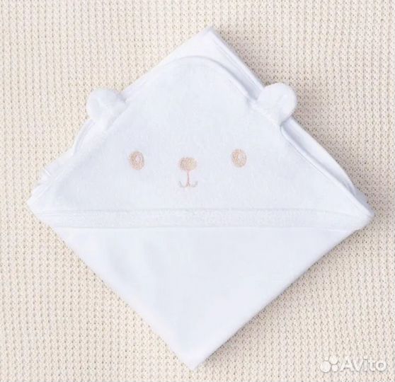 Полотенце с уголком для малыша 85*85 см