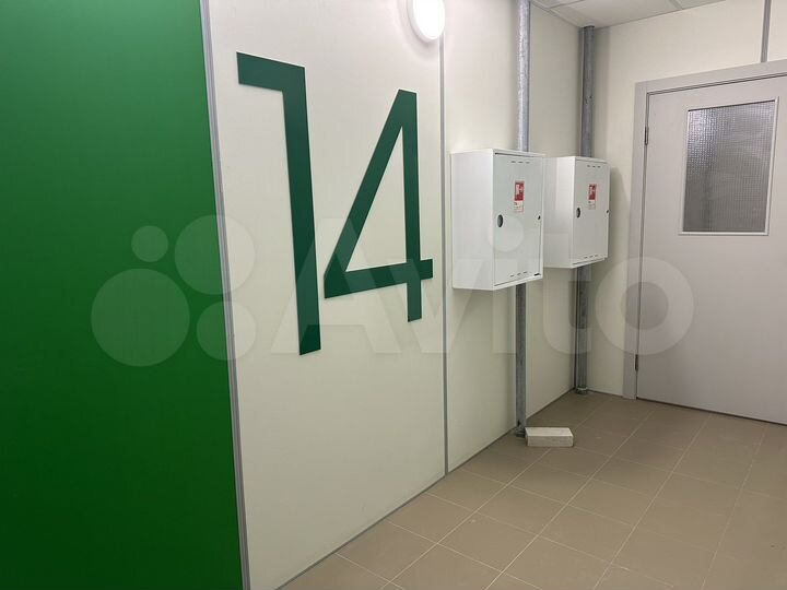 2-к. квартира, 70 м², 14/17 эт.