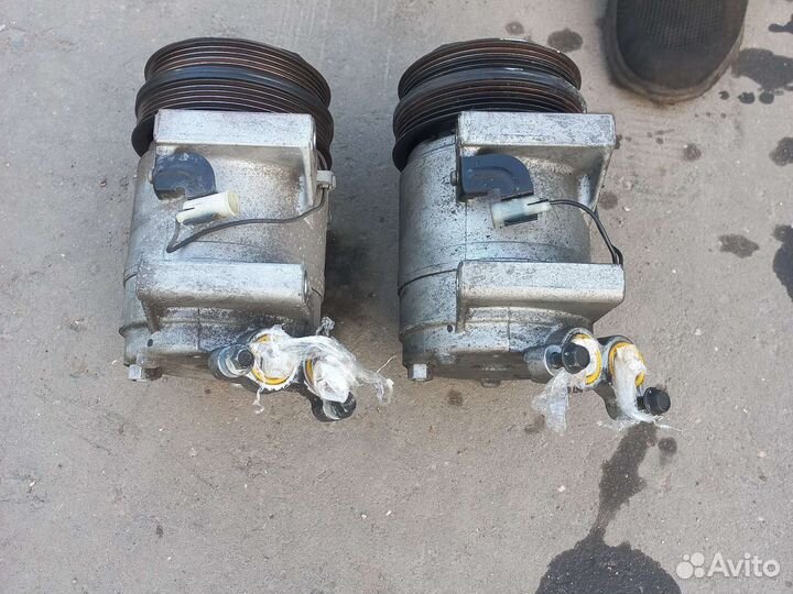 Компрессор кондиционера Volvo S40 2,4 бензин