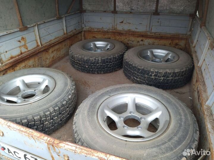 КАМА И-520 235/75 R15