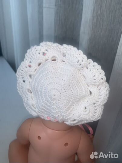 Чепчик вязаный для новорожденной